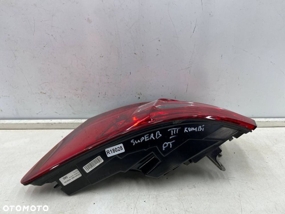 Lampa Skoda Superb 3 III 3v kombi 15-19r. PRAWA tylna w błotnik oryginalna prawy tył 3v9945208a - 9