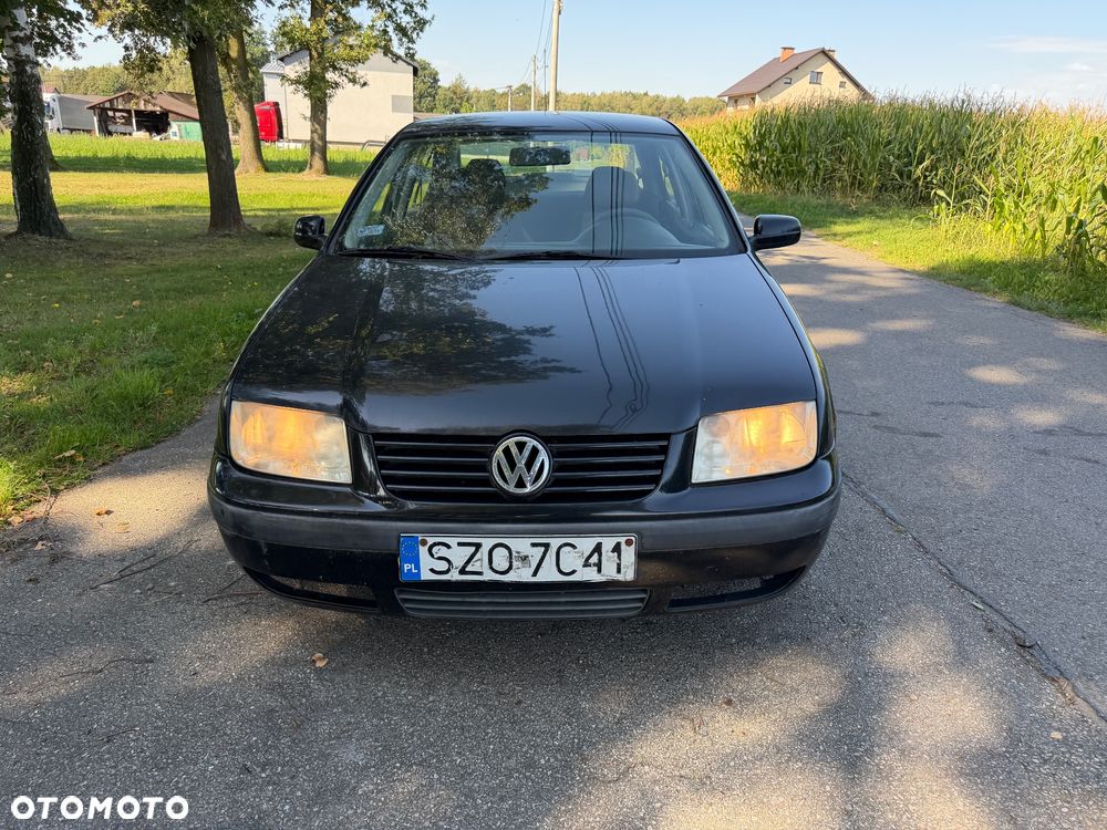 Volkswagen Bora - 2