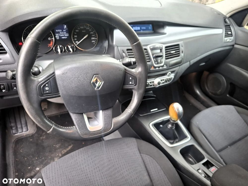 Renault Laguna 1.6 16V Emotion - 18