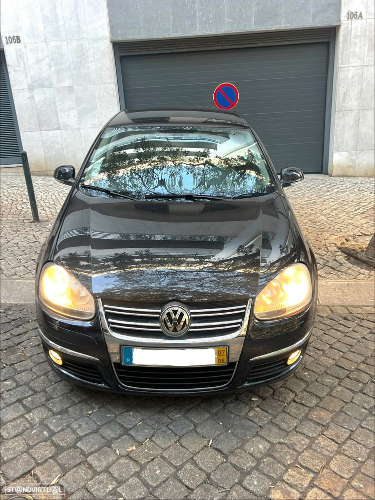 VW Jetta - 1