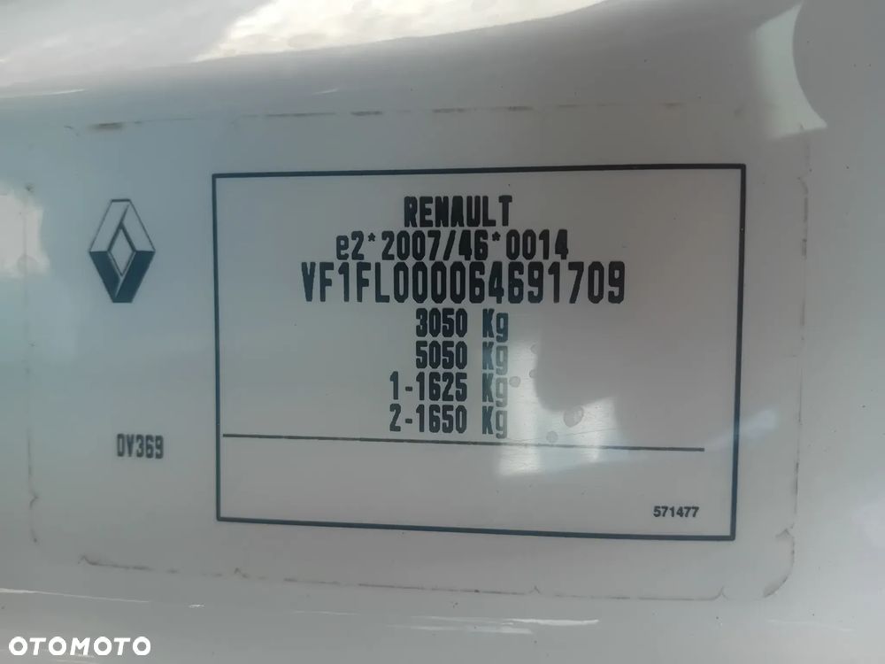 Renault Trafic - 25