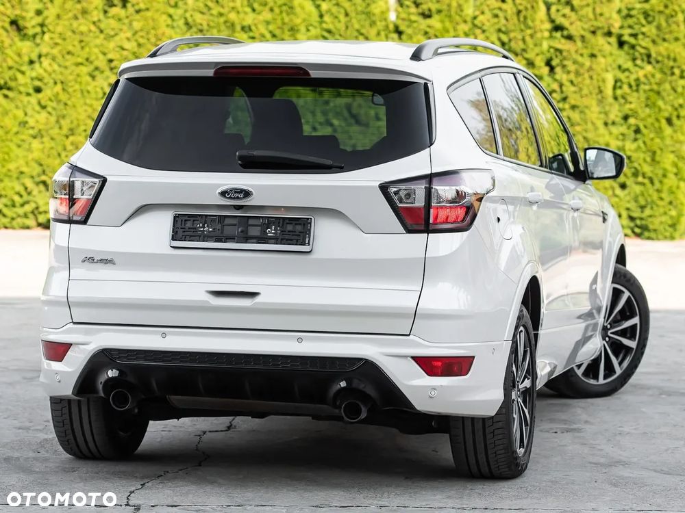 Ford Kuga 2.0 TDCi 4x4 ST-Line - 12
