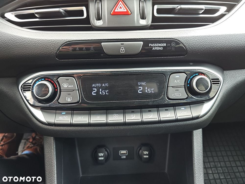 Hyundai i30 1.0 T-GDI Smart - 28