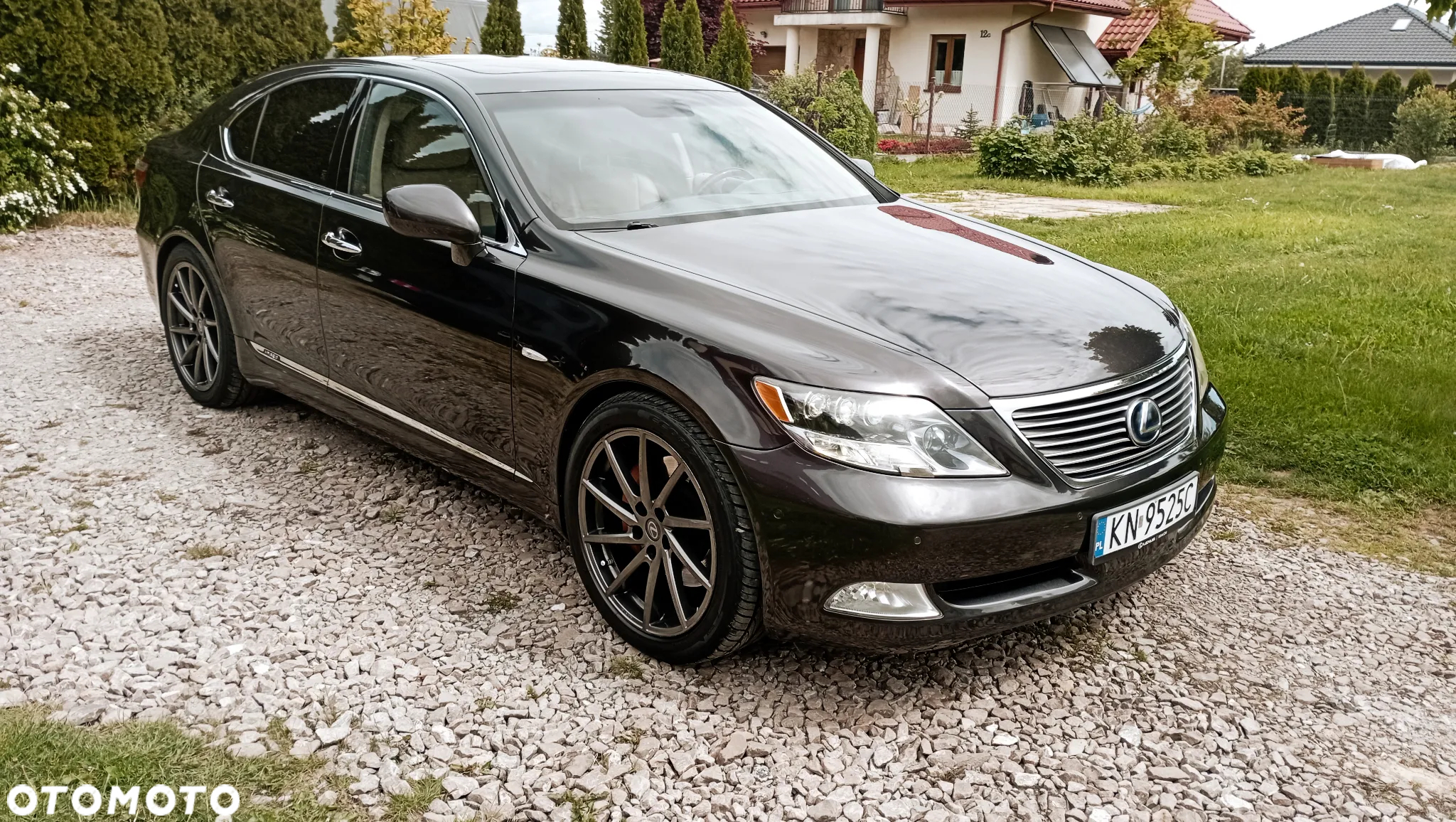 Lexus LS - 5