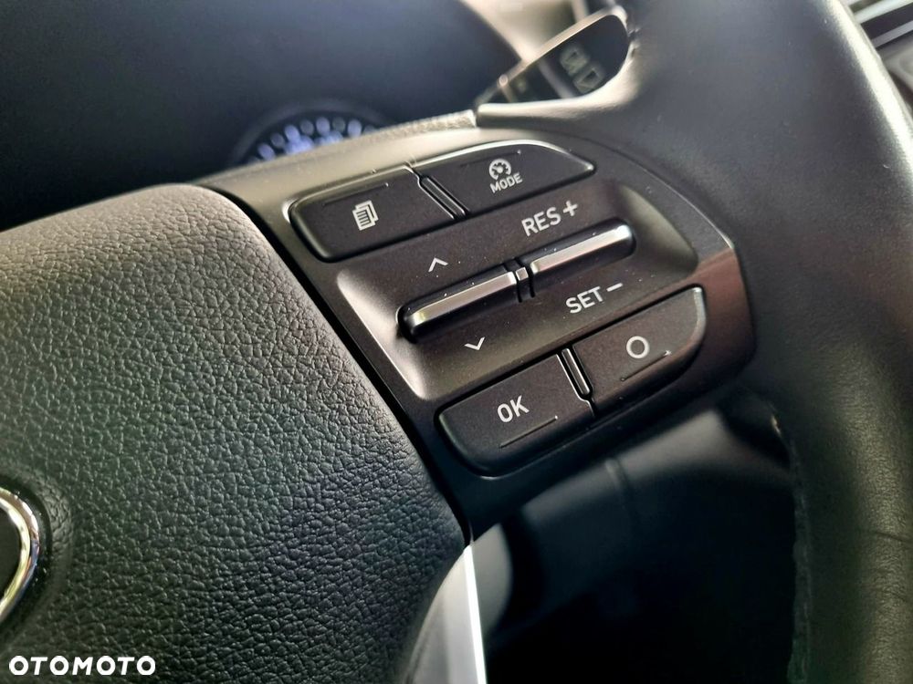 Hyundai i30 1.6 D Premium - 17
