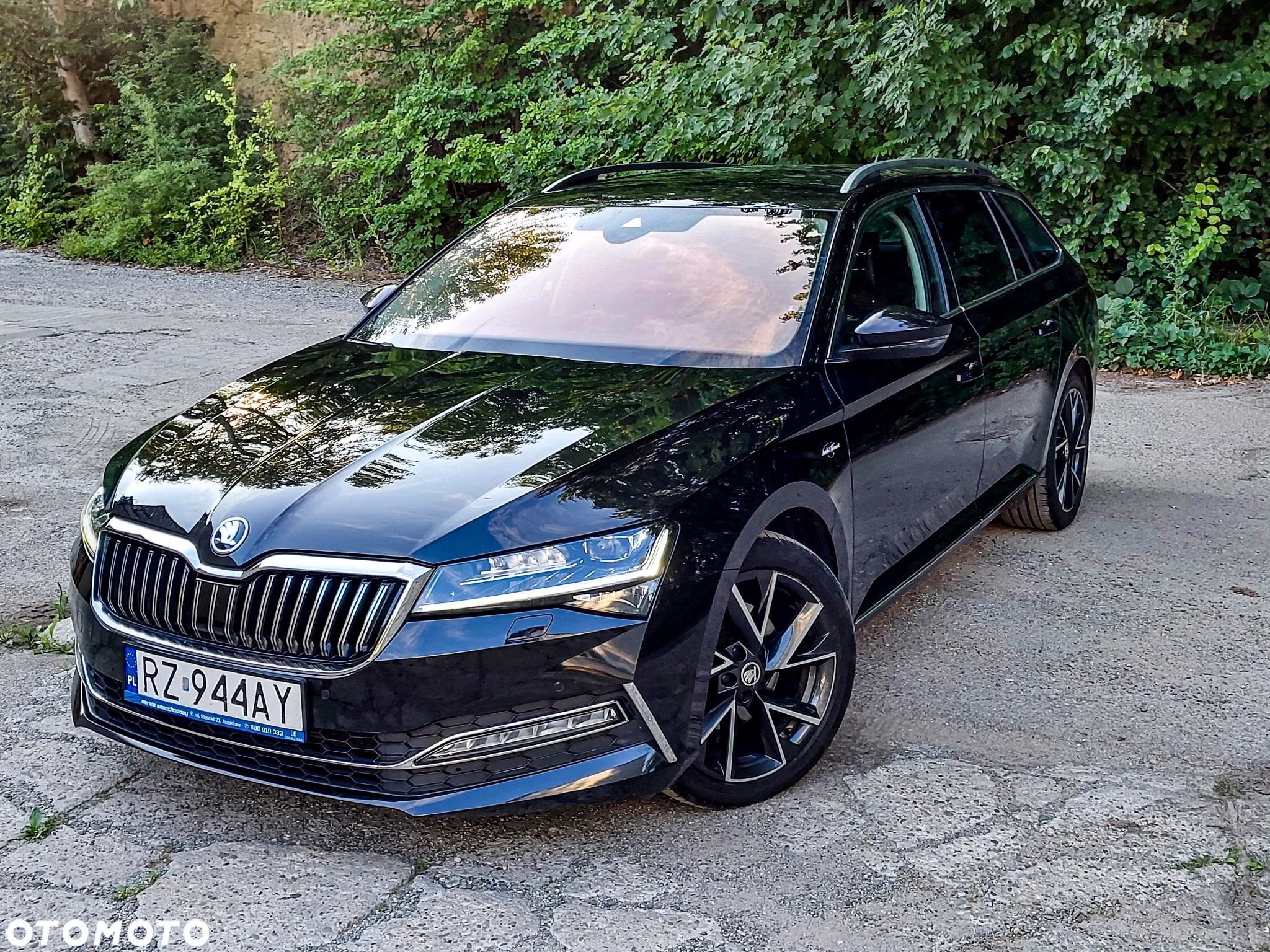 Skoda Superb 2.0 TDI SCR 4x4 L&K DSG - 1