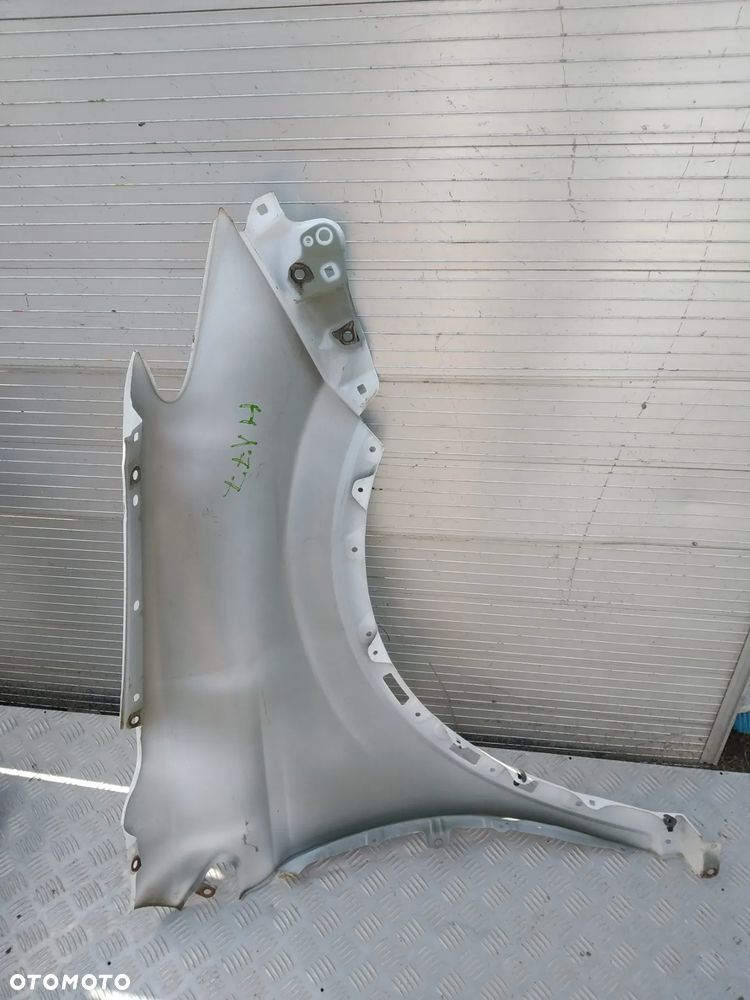 F162/F767/H177/H490 LEWY BŁOTNIK TOYOTA RAV-4 2013- - 5