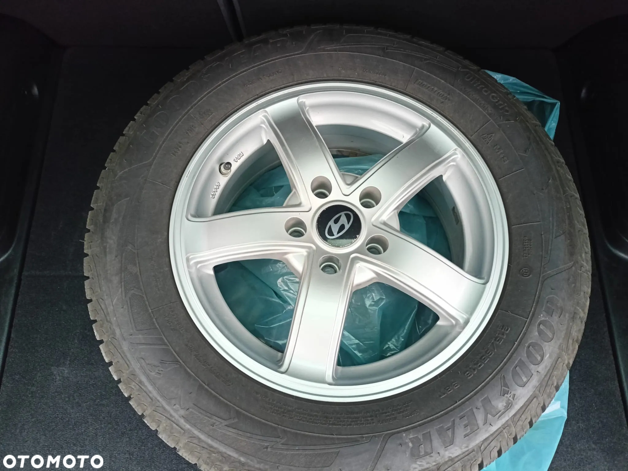 Hyundai ix35 1.7 CRDi Premium 2WD - 13