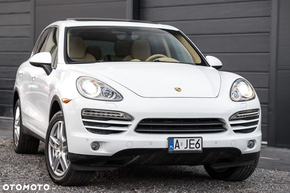 Porsche Cayenne - 2