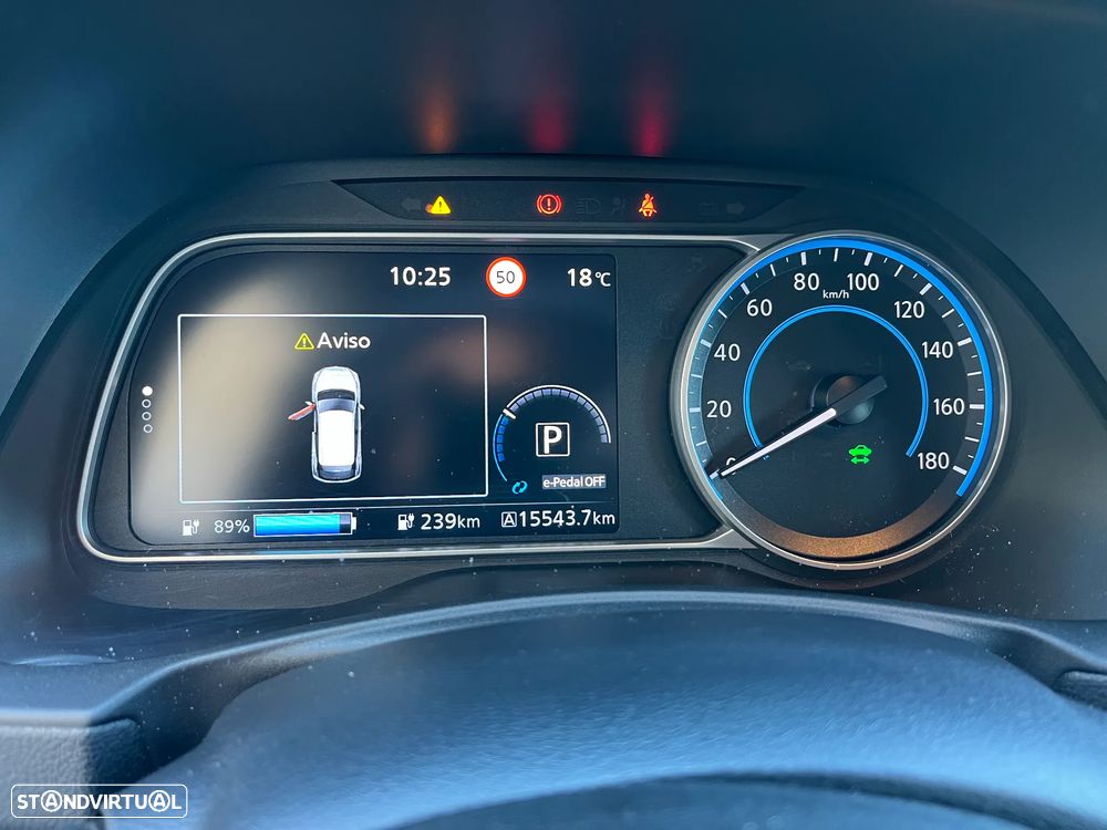 Nissan Leaf N-Connecta - 10