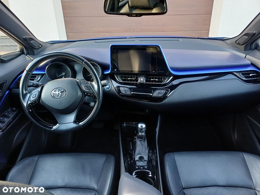 Toyota C-HR - 11