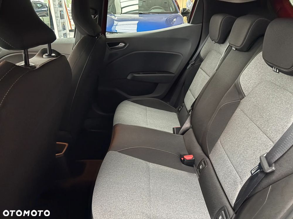 Renault Clio 1.0 TCe Evolution - 12