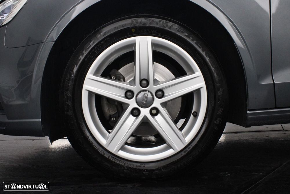 Audi A3 Limousine 30 TDI - 39
