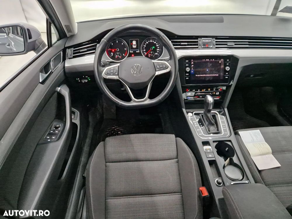 Volkswagen Passat - 5