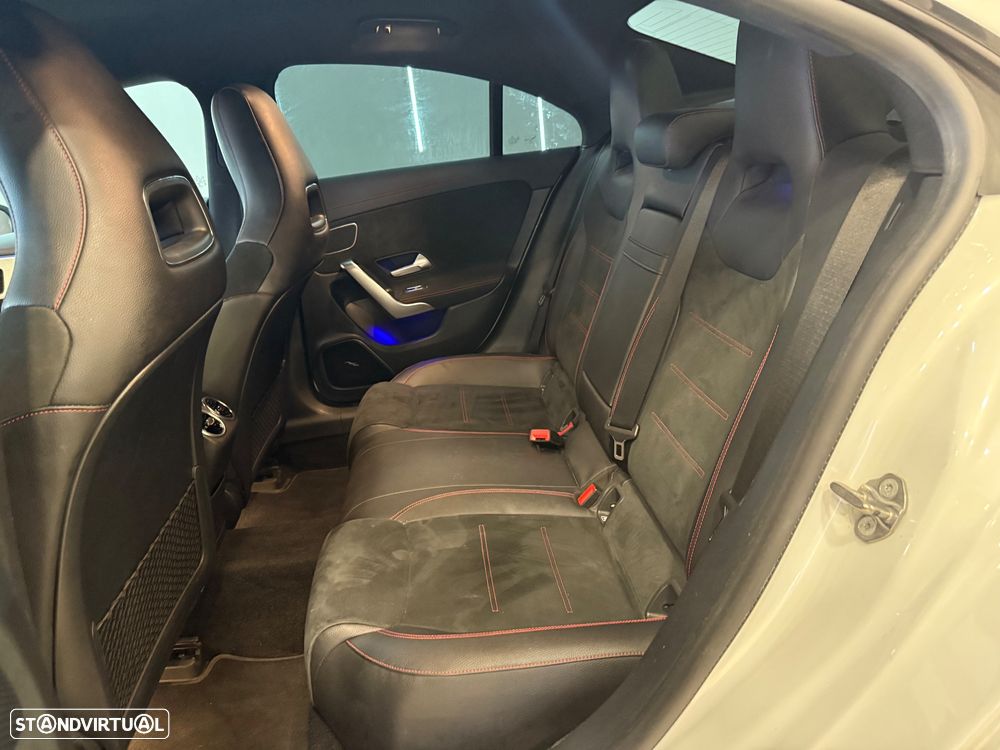 Mercedes-Benz CLA 180 d 7G-DCT AMG Line - 9