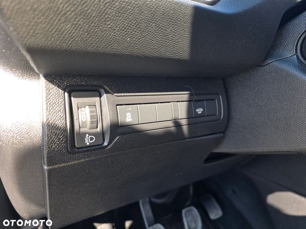 Peugeot 308 1.6 HDi Access - 18