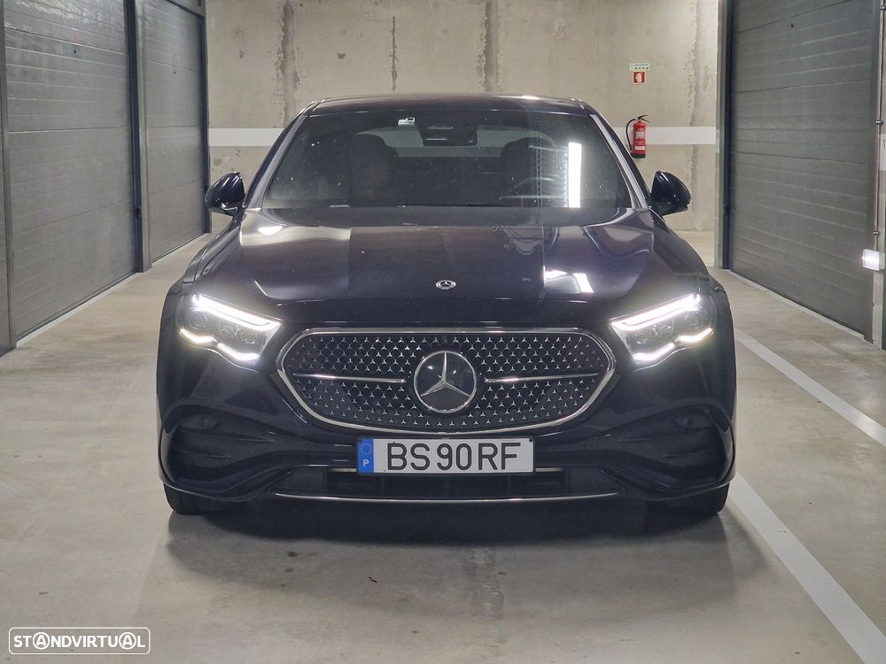 Mercedes-Benz E 300 de AMG Line — fotografia 4