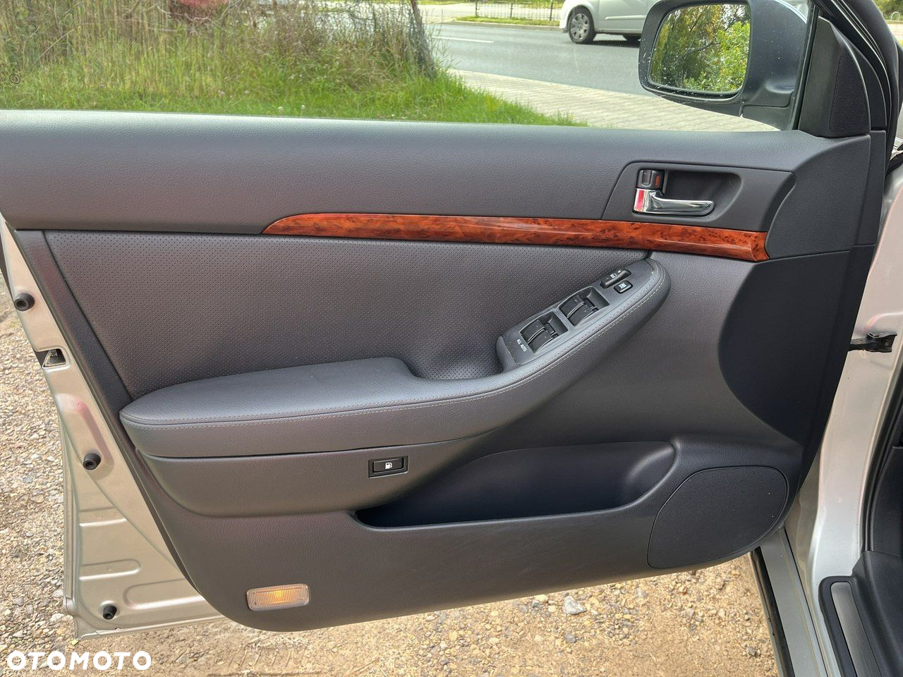 Toyota Avensis - 15