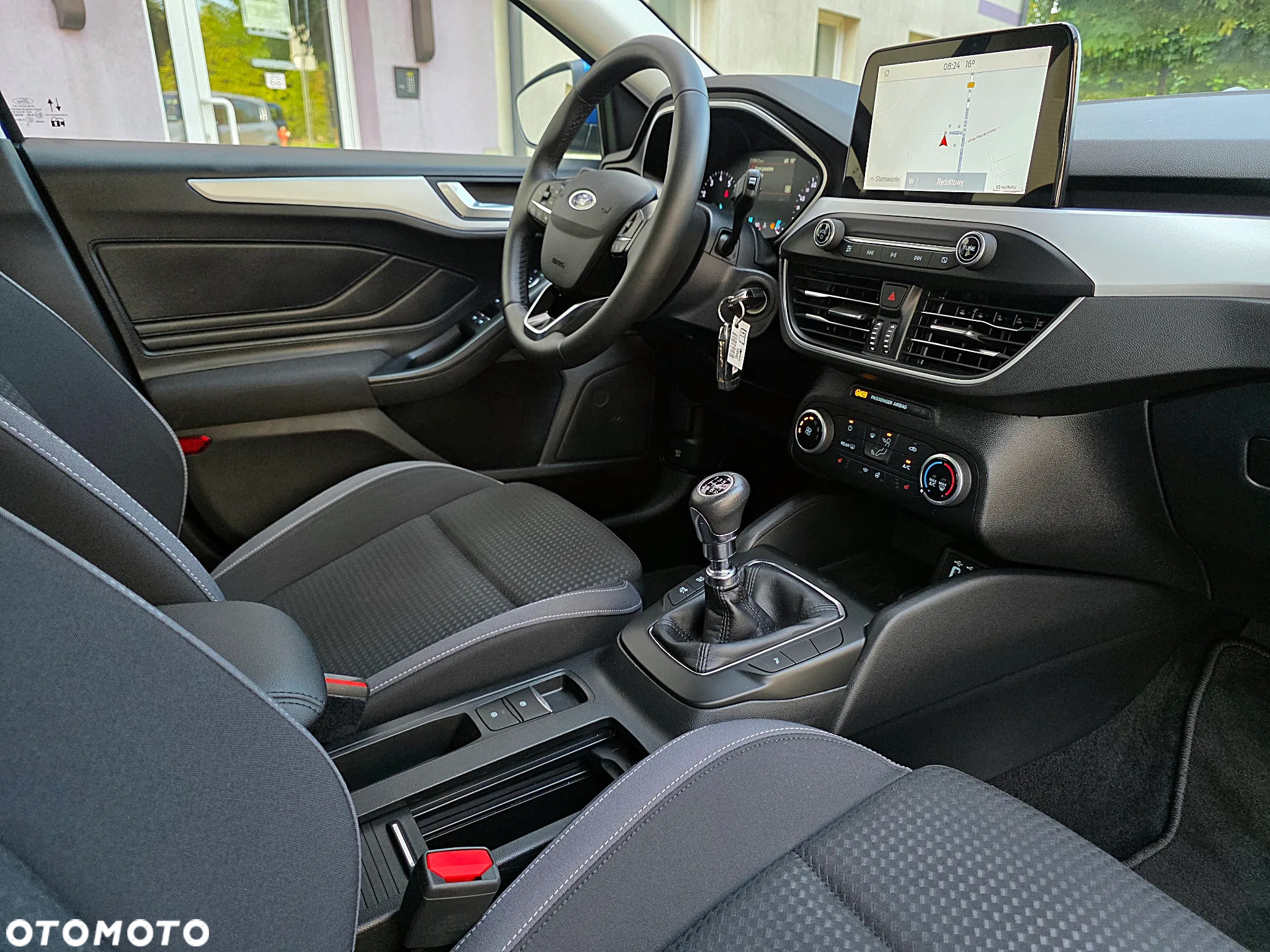 Ford Focus 1.0 EcoBoost Start-Stopp-System TITANIUM - 23