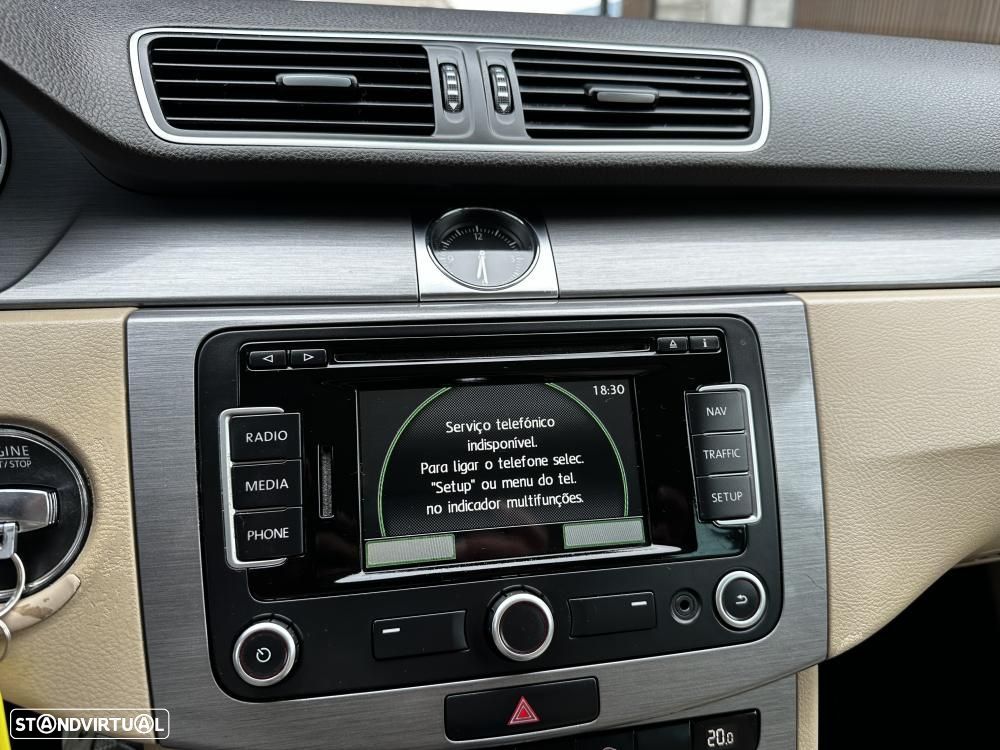 VW Passat Variant 2.0 TDI Confortline - 28