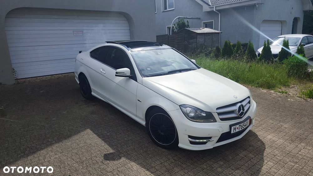 Mercedes-Benz Klasa C 250 Sport 7G-TRONIC - 34