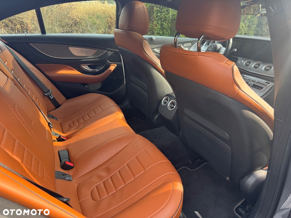 Mercedes-Benz CLS 450 4Matic 9G-TRONIC AMG Line - 11