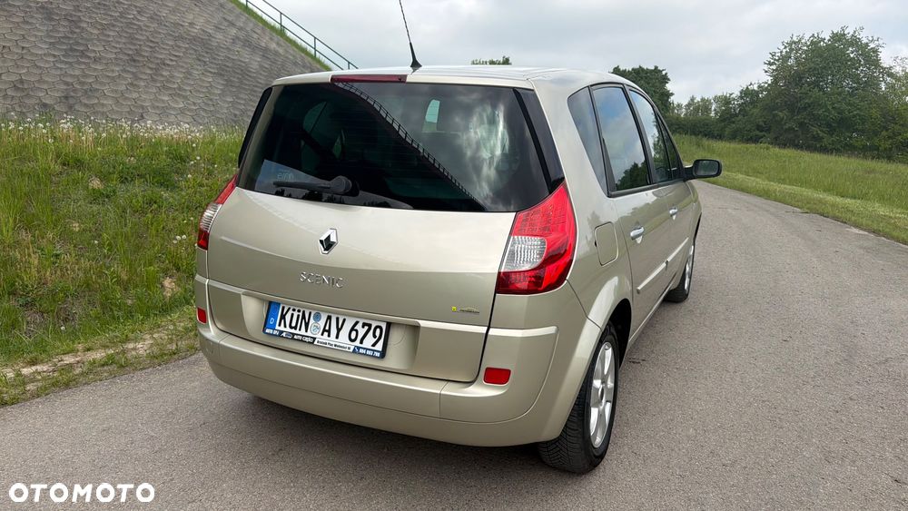Renault Scenic 1.6 16V Conquest - 14