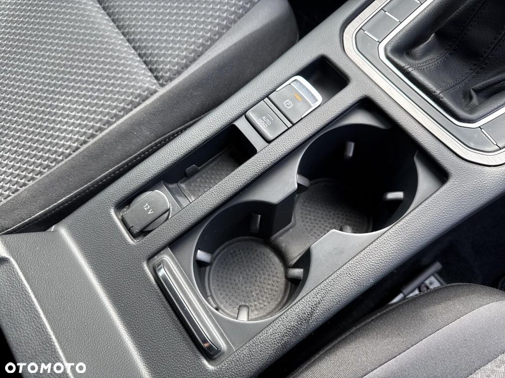 Volkswagen Passat 2.0 TDI EVO Essence - 37