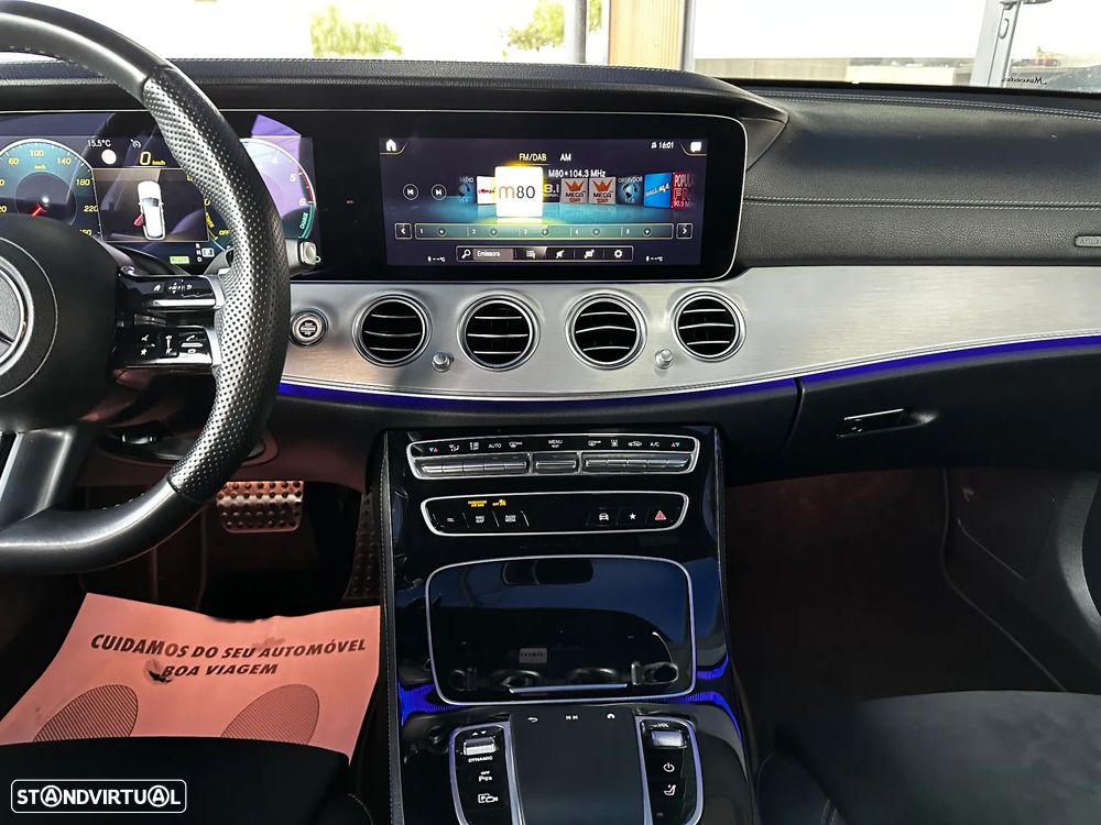 Mercedes-Benz E 300 de AMG Line - 28