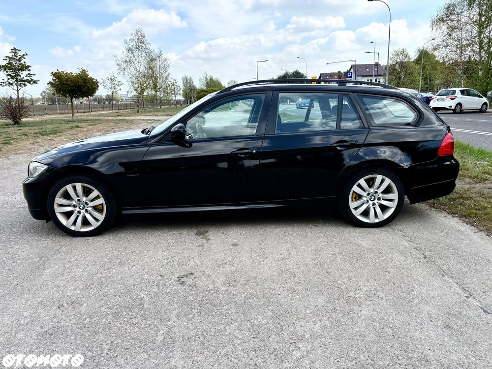 BMW Seria 3 318d - 4