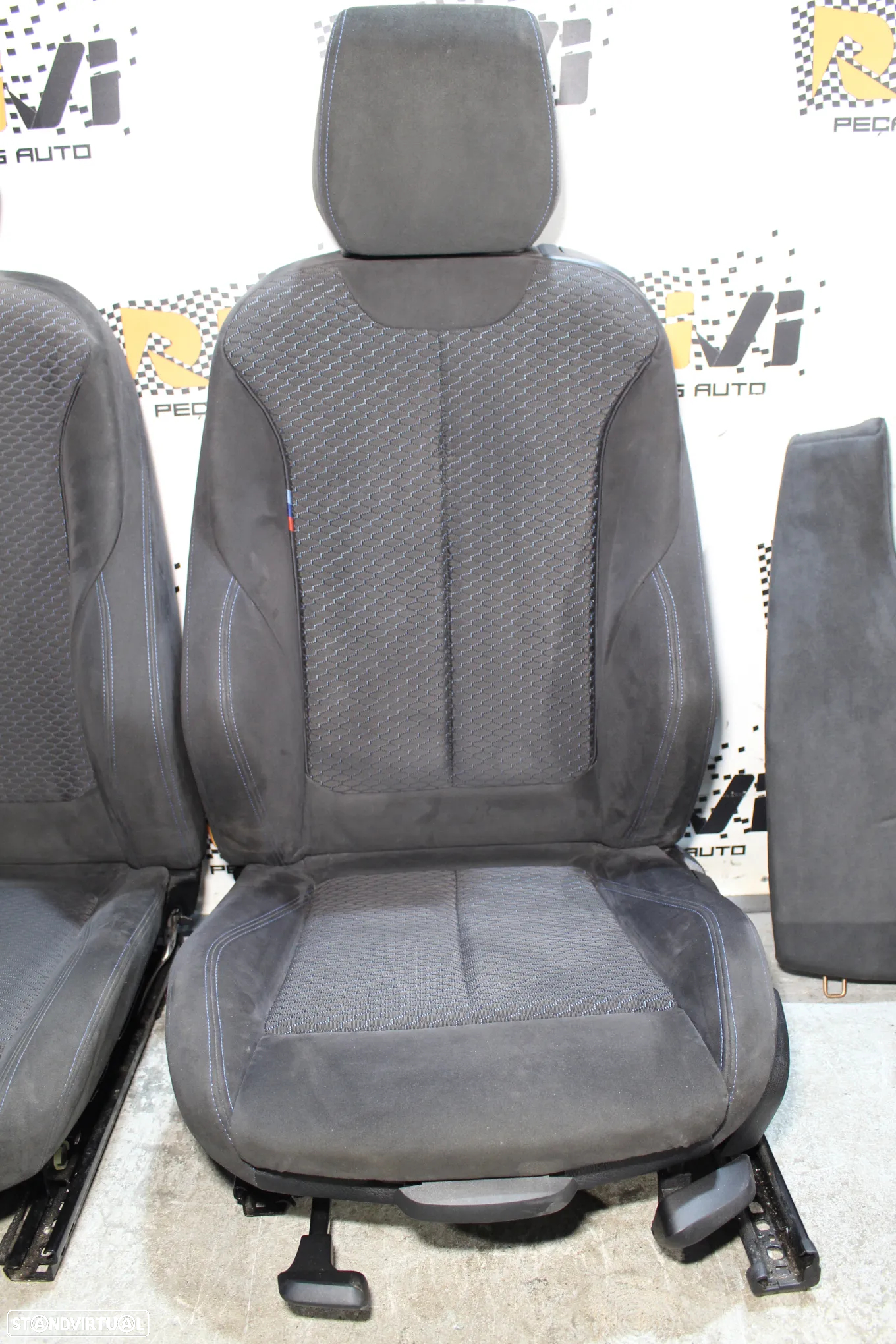 Bancos BMW Serie 2 F22 Pack M em Alcântara com Quartelas - 4