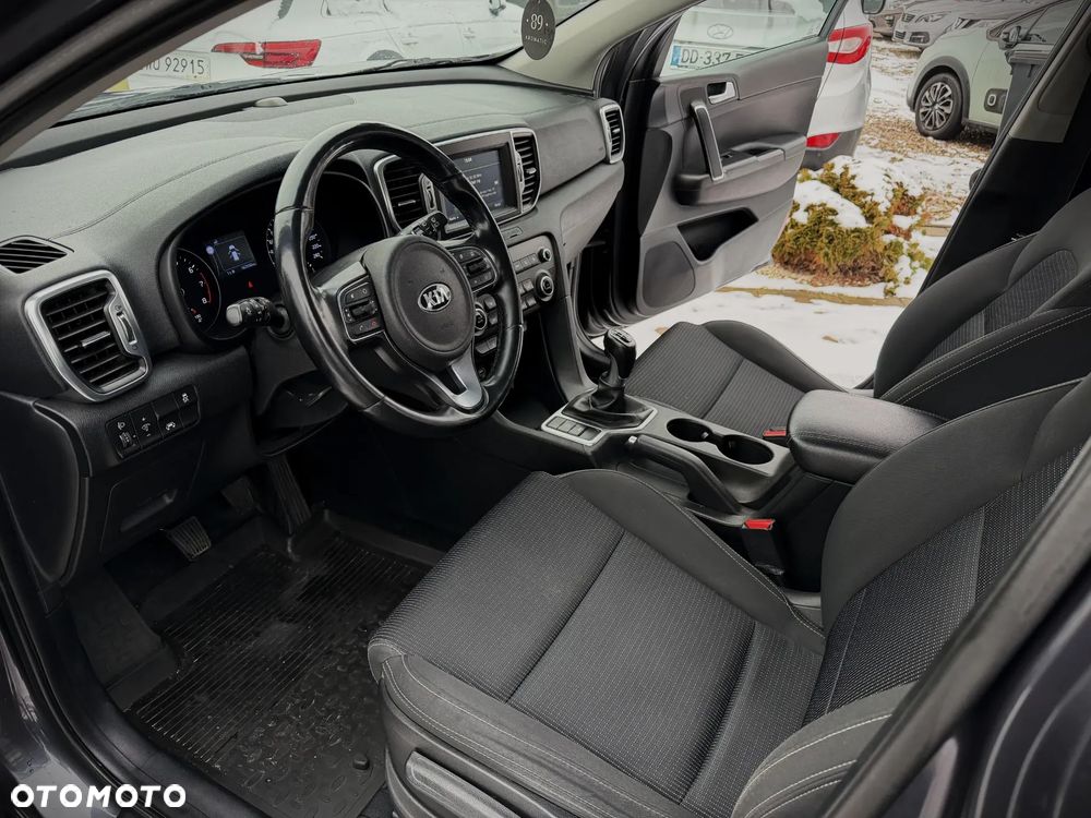 Kia Sportage 1.6 GDI 2WD Vision - 27