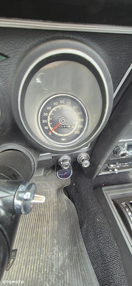 Ford Mustang - 2