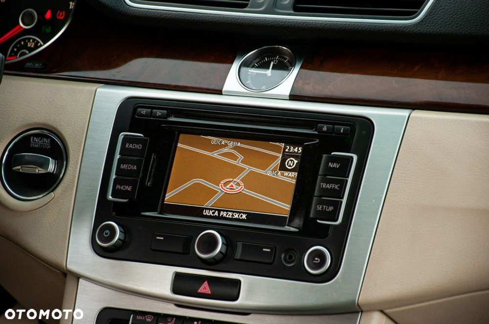 Volkswagen Passat CC - 34