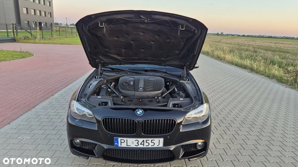 BMW Seria 5 520d - 28