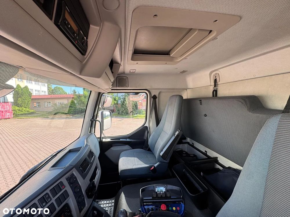 Volvo FL 300 /4X2/SKRZYNIOWY/HDS/HMF 1420 K5 /WYS 14.9 M - 28