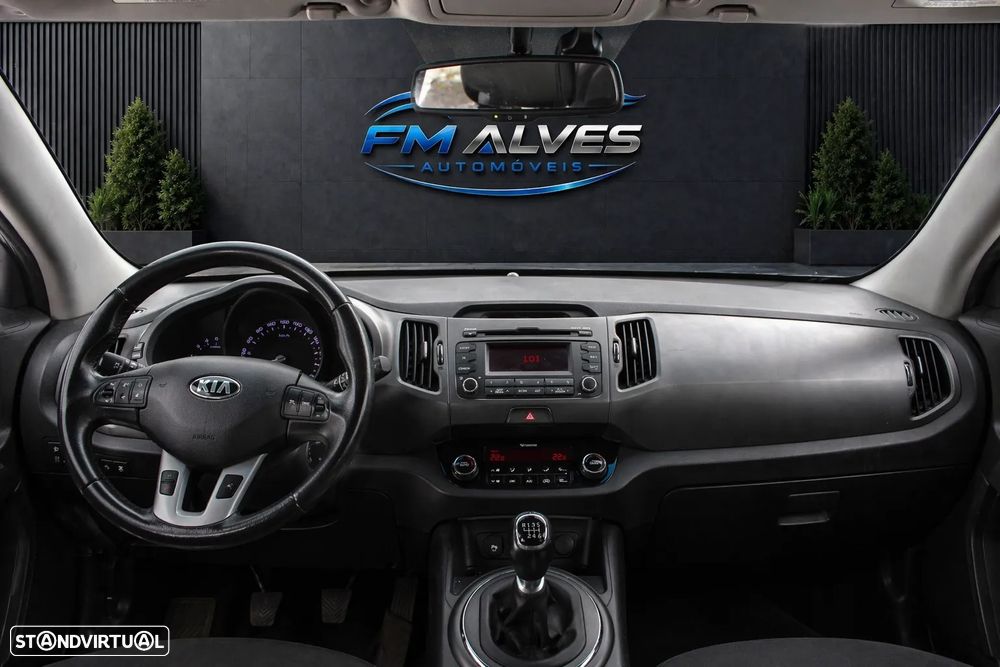 Kia Sportage 1.7 CRDI ISG LX - 25