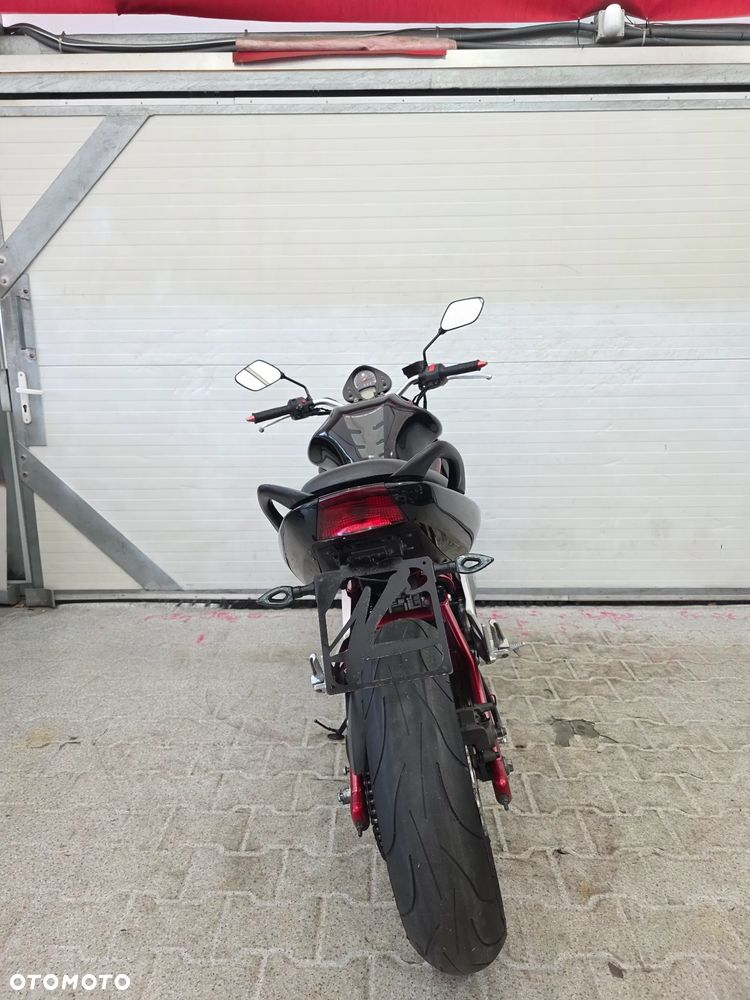 Kawasaki ER - 27
