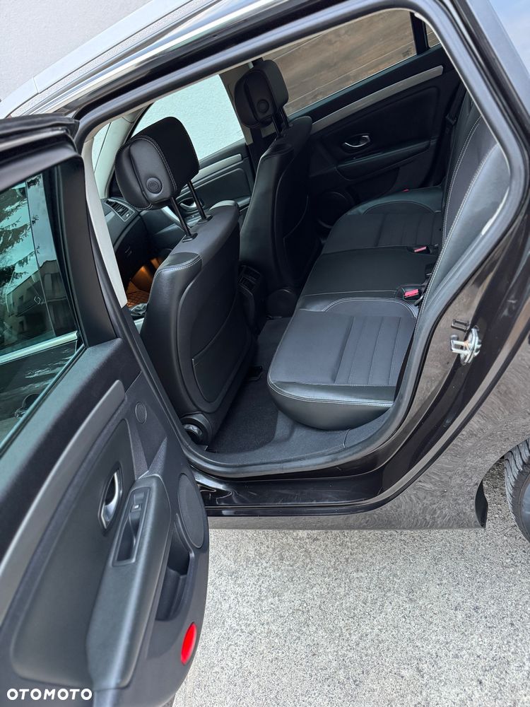 Renault Laguna dCi 150 FAP Dynamique - 15