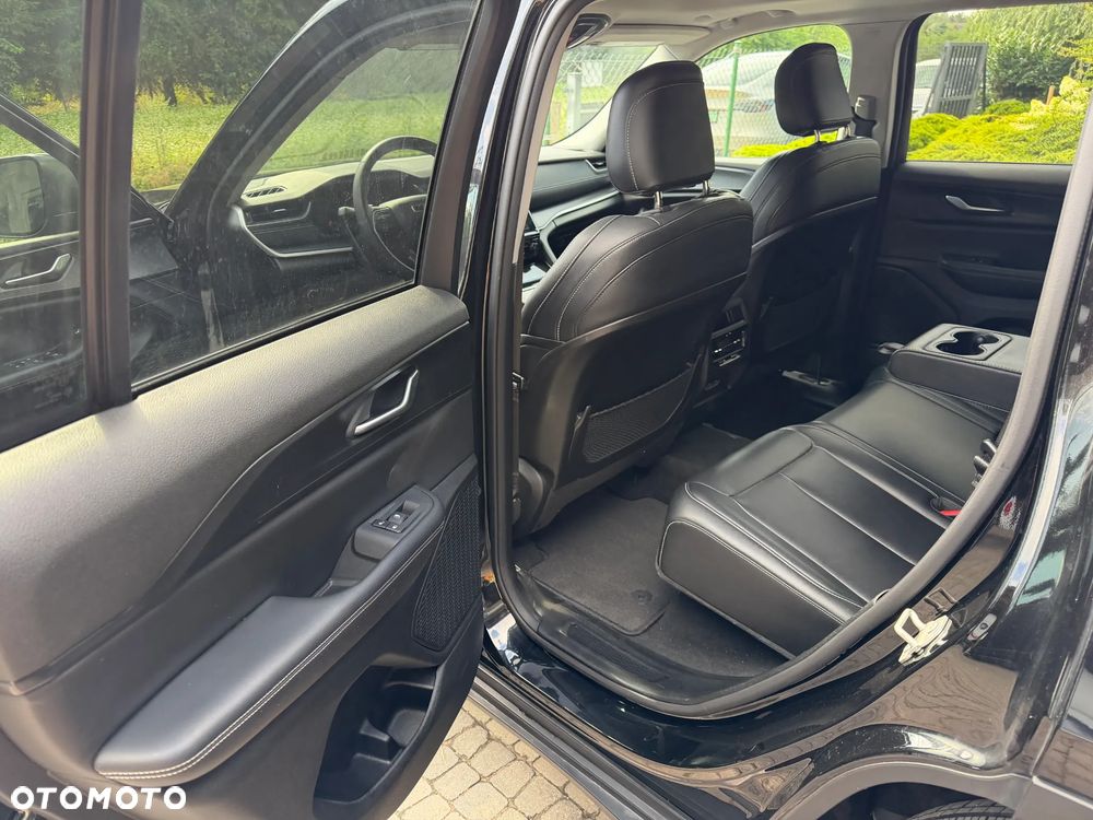 Jeep Grand Cherokee - 14