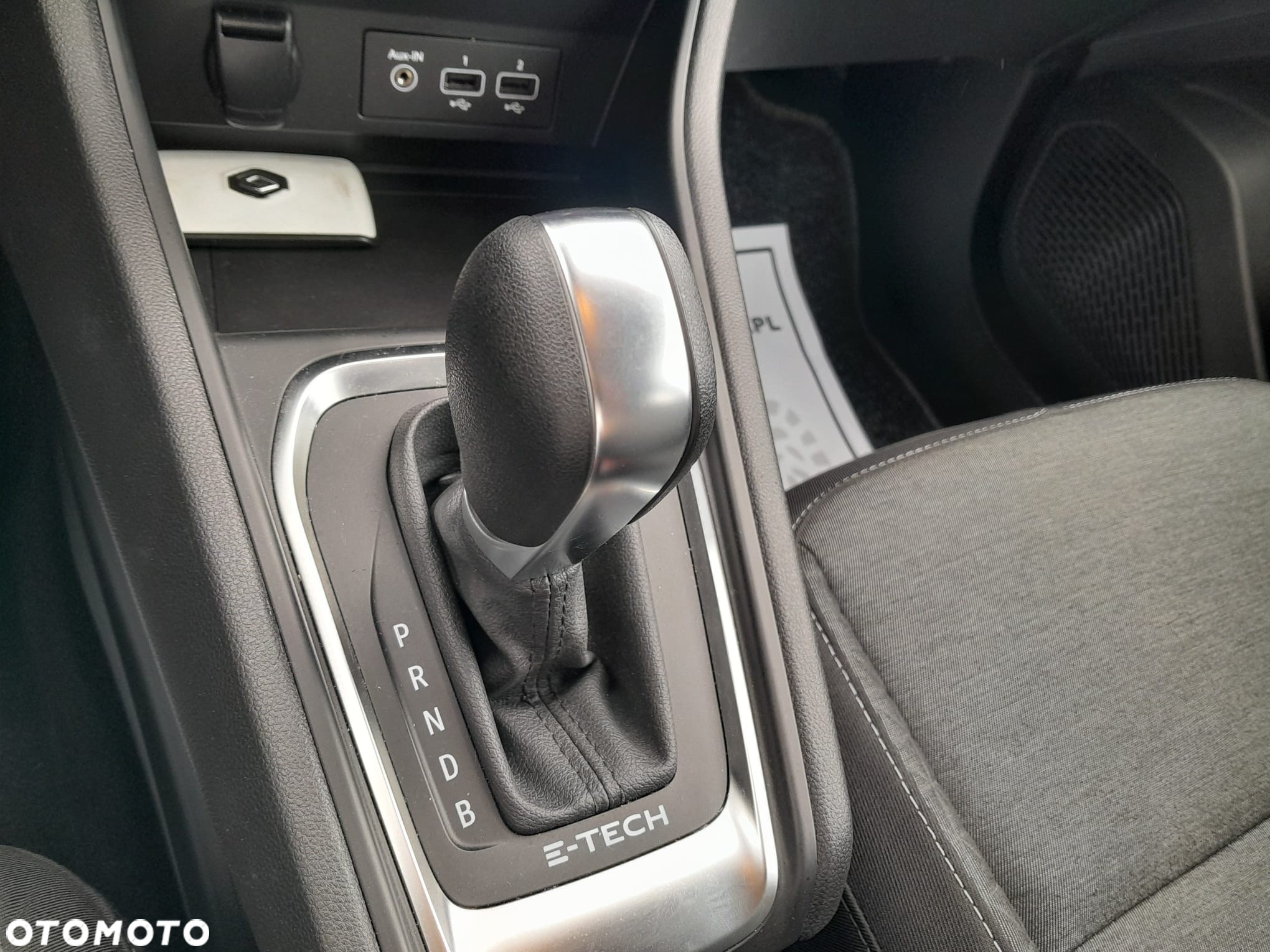 Renault Captur 1.3 TCe mHEV Intens EDC - 15