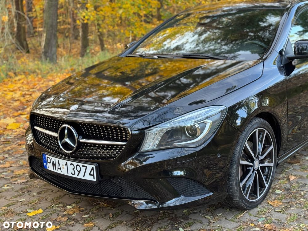 Mercedes-Benz CLA 200 7G-DCT - 9