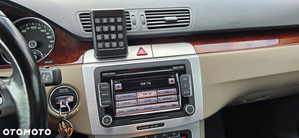 Volkswagen Passat 2.0 TDI Comfortline R-Style DSG - 34