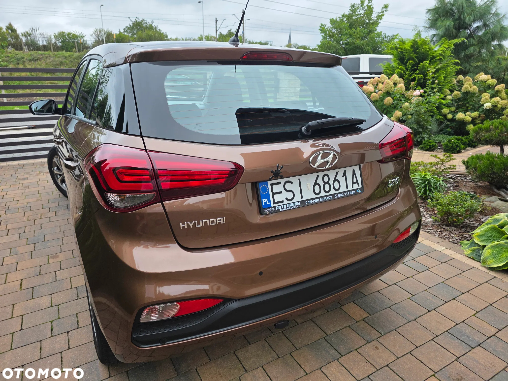 Hyundai i20 - 19