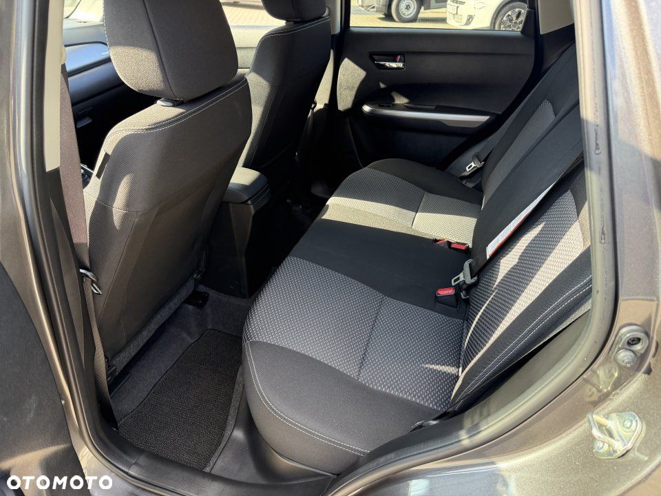 Suzuki Vitara - 6