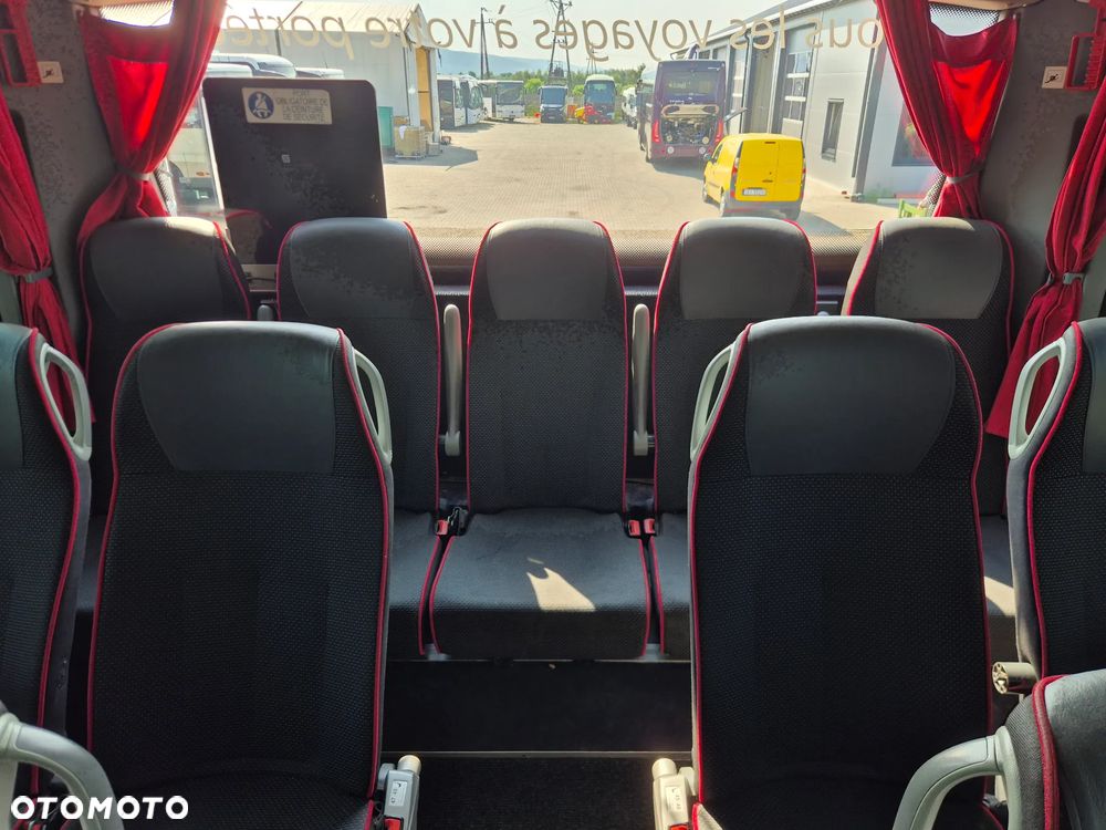 Mercedes-Benz RHD / SPROWADZONY/ 12 M / MANUAL/ EURO 6 - 24