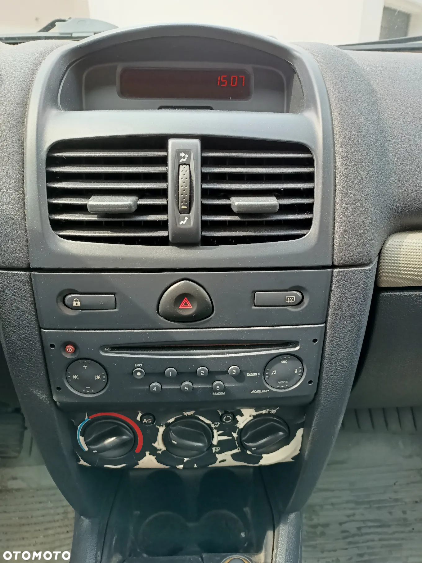Renault Clio - 6
