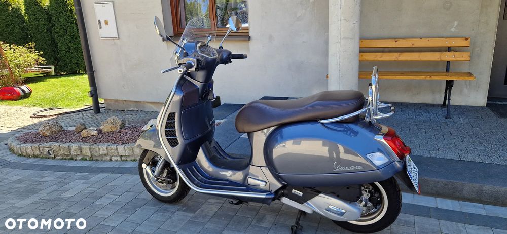 Piaggio Vespa - 5
