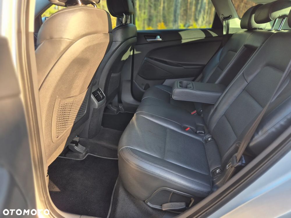 Hyundai Tucson - 16