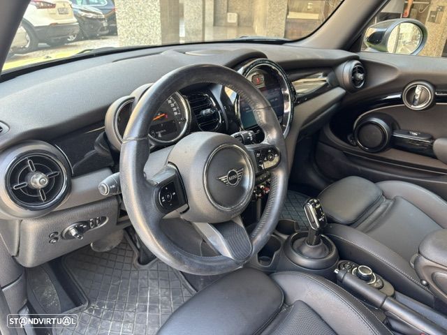 MINI 3 Portas Cooper Auto - 17